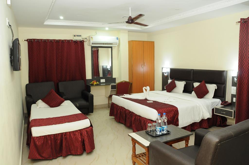 Vihas Inn Tirupati Exterior photo