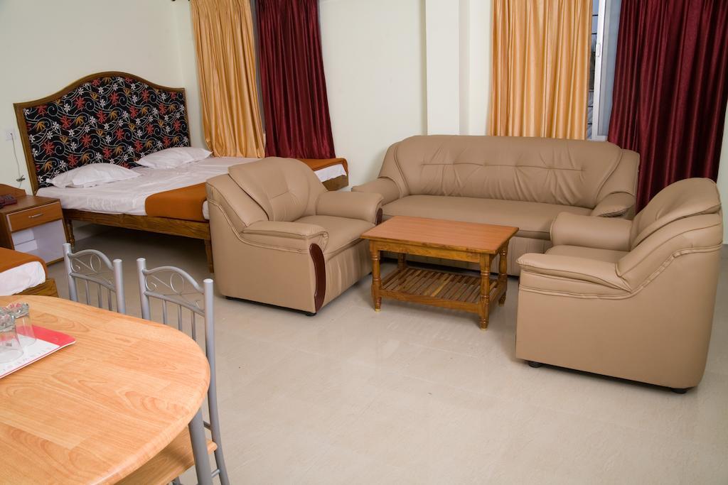 Vihas Inn Tirupati Exterior photo