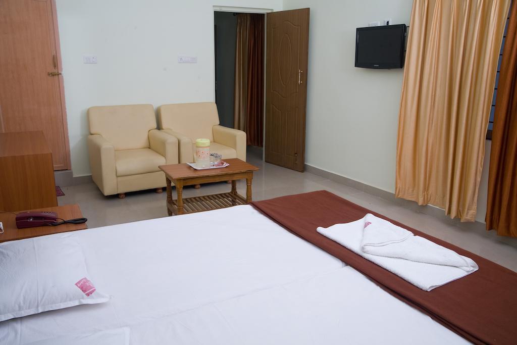 Vihas Inn Tirupati Room photo
